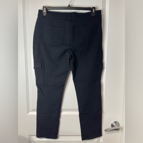 NYDJ Ponte Cargo Pants. Size 12. Inseam 27”. Waist 16.5”. EUC - Picture 2 of 6